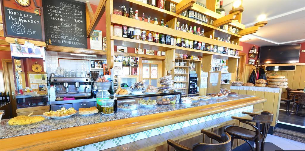 Hostal Bar Stop Hotel Velilla del Rio Carrion Eksteriør billede