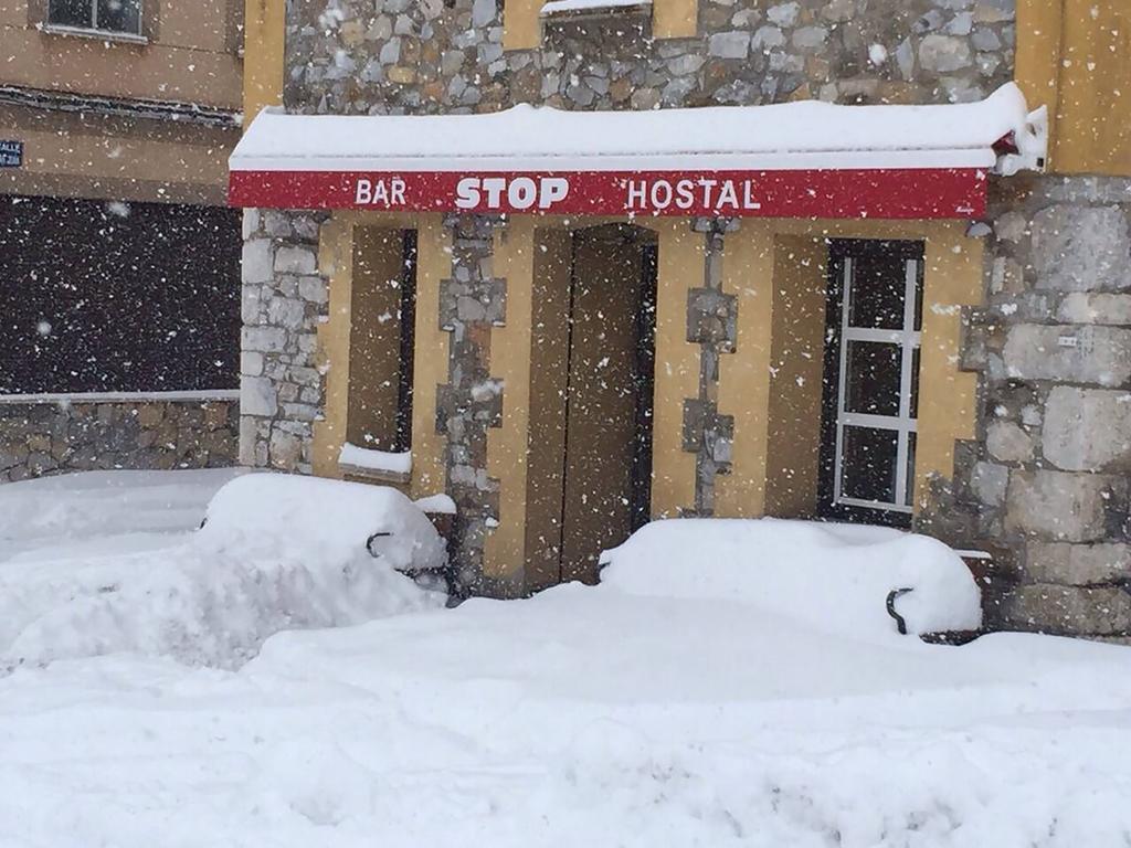 Hostal Bar Stop Hotel Velilla del Rio Carrion Eksteriør billede